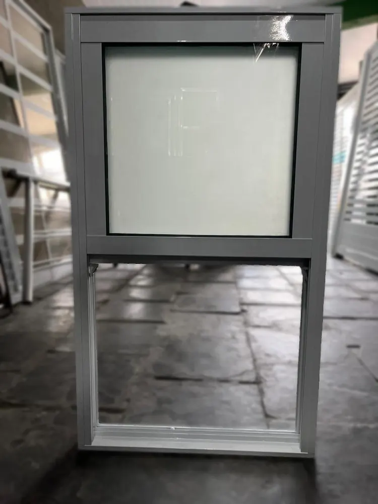 Trabalho de esquadria em alumínio realizado pela Art Design